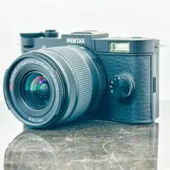 【純正ケース付き】PENTAX ミラーレス一眼 Q-S1 ズームレンズキット