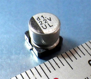 ニチコン ULチップ電解コンデンサ (35V/22μF/105℃) [8個組].b