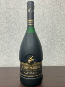 ★未開封★　レミーマルタン ナポレオン 700ml 40％ REMY MARTIN NAPOLEON 古酒