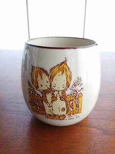 サンリオ　BETSEY CHARMER　コップ　湯呑み　昭和レトロ　70s　SANRIO　食器　ベッツィーチャーマー　カントリー　雑貨　ヴィンテージ