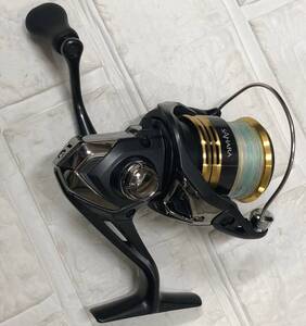 シマノ/SHIMANO サハラ/SAHARA 2500 釣り用品 釣り道具 釣り具 Daiwa SPORTLINE スピニングリール 中古 現状品 保管品　