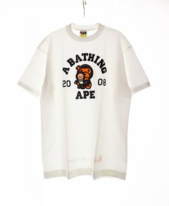 アベイシングエイプ A BATHING APE BABY LISA 2008 3 Tee L リサ プリント カレッジ ロゴ カレンダー 人形 ホワイト 白 【ブランド古着ベク