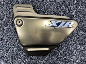 ヤマハ XJR400 純正 中古 サイドカバー左　NO.1206