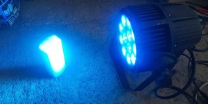 c3A【新長イ曙040530-10(3)】LED 虹色レインボーライト大型 100V (95-240V)入力 単相 数秒で色が変化 3芯線中1本アース 時間設定可能