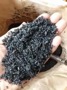 籾がらくん炭１００サイズ最大量３４リットル　酸度調整剤　土壌改良剤　アルカリ調整剤　連作障害防止　消臭剤