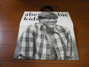 未使用　ショッパー　紙袋　Abercrombie　Kids 　350円発送可　切手可