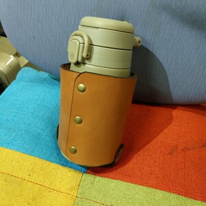 レザー製水筒カバー 茶色 ハンドメイド　極厚牛革3.5mm　THERMOS