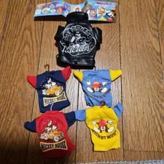 ミッキーマウス ミニTシャツセット 4枚
革ジャン風ブルゾン1枚