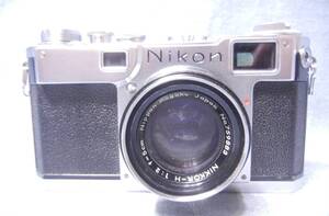 Nikon S2 ニコン　レンジファインダー フィルムカメラ　レンズ：NIKKOR-H 1:2　f= 5cm　シャター作動します。