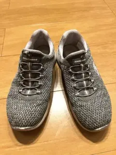 SKECHERS スケッチャーズ  メモリーフォーム　スニーカー   23.5㎝