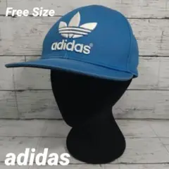 ◇adidas 6パネル 3Dロゴ ベースボールキャップ 青