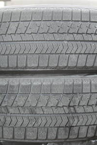 外10条件付送料無料 在庫処分セール 2019年製 BRIDGESTONE BLIZZAK VRX 175/65R15 84Q 2本セット ブリヂストン ブリザック 冬タイヤ