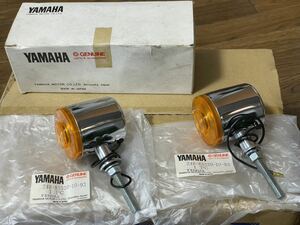 【1879】 ヤマハ YAMAHA 当時物 激レア★ 希少　純正　箱入り　新品　未使用　樽型　ウインカー ウィンカー　HT-1 AT-1 FT-1 DS5 YAT1 JT-1