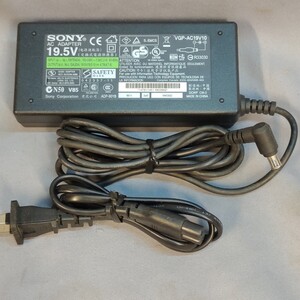 SONY純正現行19.5V4.7A多機種対応← VAIO VGP-AC19V11 VGP-AC19V10 VGP-AC19V13 VGP-AC19V31 VGP-AC19V36 VGP-AC19V41 VGP-AC19V42適合可