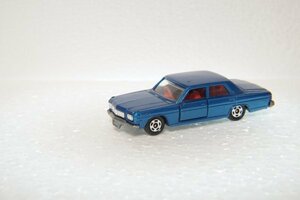 トミカ （黒箱）日本製　当時もの　NISSAN 日産　プレジデント　箱無　 tomica ミニカー