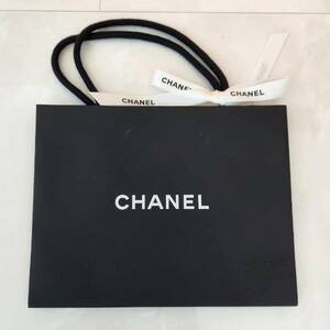 CHANEL シャネル ショッパー 紙袋 ショッピングバッグ 白リボン付 小サイズ W22×H17×D7cm マットな質感