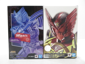 s22486-ty 【送料950円】中古品★S.H.Figuarts(真骨彫製法)仮面ライダーオーズ スーパータトバ コンボ [061-240525]