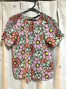 美品【ZARA BASIC/ザラベーシック】お花柄 半袖ブラウス/XS★レディース★USED