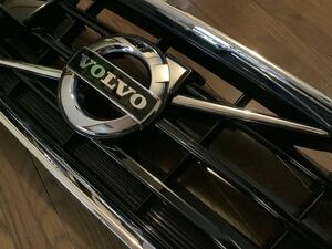 ボルボ　V40 フロントグリル