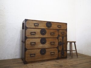 タ荷S0851◆H90cm×W105,5cm◆前桐のレトロな時代箪笥◆キリタンス 収納棚 和タンス 引き出し チェスト 古家具 インテリアP(ヤD)松