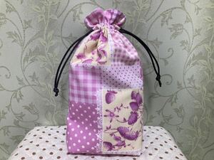 巾着袋 巾着　パッチワーク風　チェック　ドット　いちご　ハンドメイド ミニ巾着 drawstring bag handcrafted 縦長　