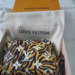 LOUIS VUITTON モノグラム ジャングル ジッピーコインパース ノワール M67878