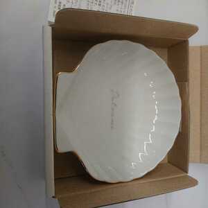 セイコールキア ノベルティー 陶磁器 お皿サイズ縦約10センチ横約10センチ素人採寸です新品未使用