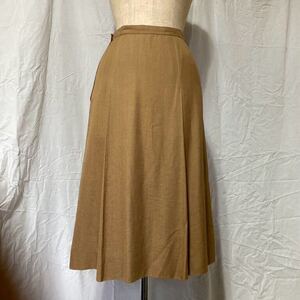 サンプル品　きちんと感のする麻混プリーツスカート　linen box pleated skirt camel brown ロングスカート ベージュ ブラウン 茶