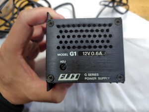 定電圧電源　12V 中古品