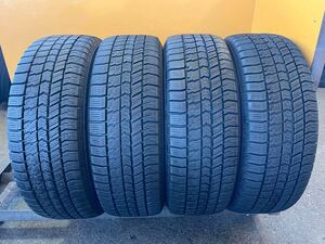 【5698】205/60R16 4本セット冬タイヤバリ山GOOD YEAR ICE NAVI 8【2023年】