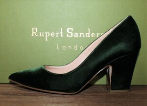 送料無料【特価即決】 新品★イタリア製 RUPERT SANDERSON★ベルベットパンプス 37(23.5cm)★定価7万3440円 ルパートサンダーソン