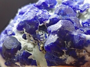 ☆超稀な鉱物☆コバルトブルーアウイナイト　アウイン　藍方石　鉱物　藍宝石　ミネラル　標本　原石