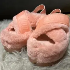 UGG ファーサンダル　ピンク