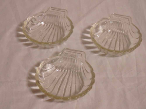 送料無料*フランス*ビンテージ*Pyrex*パイレックス*オールド*皿*シェル*貝*ガラス*トレイ*３枚セット*気泡*シャビー*アンティーク