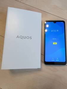 【送料無料】【動作確認済み】SHARP　AQUOS wish SH-M20 オリーブグリーン(G)　中古品 SIMフリー　箱付き