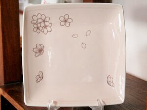 【50%OFF アウトレット】 ジェンガラ JENGGALA 食器・陶器 Jenggala Square Plate (SAKURA COLLECTION) ※同梱発送可