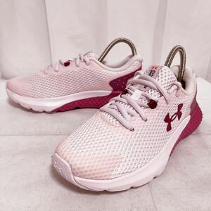 和301★ UNDER ARMOUR CHARGED ROGUE 3 アンダーアーマー チャージドローグ ランニングシューズ スニーカー 22.5 ピンク レディース