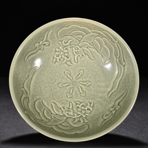 五代秘色越窯 青磁 刻花卉鳳文碗 唐物 陶磁器 中国美術 工芸品 高さ5.8cm 直径20.3cm HB864