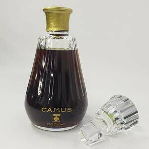 M37764(064)-505/AM8000　酒　CAMUS COGNAC LA GRANDE MARQUE BACCARAT カミュ コニャック ブランデー バカラボトル 替え栓付き