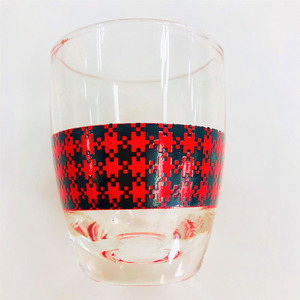 アンティーク　グラス　ショットグラス　ヴィンテージ　ガラス　 ３個セット　チェック柄　オシャレ　ミニ　赤