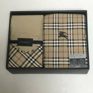 激レア/廃盤品【送料無料】新品未使用/正規品/Burberry/羽毛肌掛けふとん/布団/ダウンケット/羽毛ひざ掛け/膝掛け/ひざかけ/2点セット(Y94)