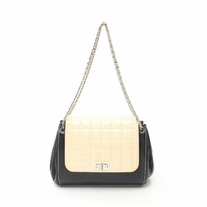 シャネル 2.55 チョコバー ブランドオフ CHANEL パテントレザー ショルダーバッグ エナメル/ラムスキン 中古 レディース