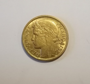 フランス　1937年　1フラン　黄銅貨