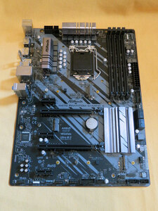 ASRock H470 Phantom Gaming 4 マザーボード LGA1200 BIOS動作済み