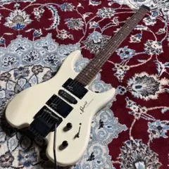 逸品　Spirit By Steinberger GU-Deluxe ホワイト