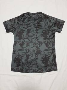 UNDER ARMOUR アンダーアーマー Tシャツ 1320208 グレー 迷彩 ハーフパンツ ネイビー ロゴ刺繍 上下セット size L 美品