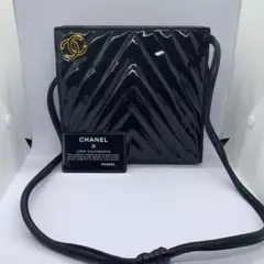 美品　CHANEL　Ｖステッチ　ショルダーバッグ　ギルティング 　カードあり