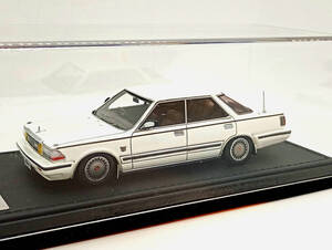 イグニッションモデル 1/43 日産 セドリック Y30 4ドアハードトップ ブロアム VIP (ホワイト)