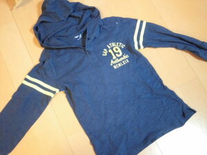 ★★★GAP★フード付き長袖Ｔシャツ★ネイビー★１５０★★★