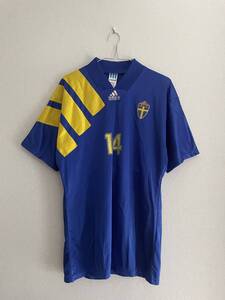 A8/203★レア★ユーロ EURO 1992★イギリス製 UK★アディダス adidas スウェーデン代表 SWEDEN 92 Away ユニフォーム No14 日本正規品☆M